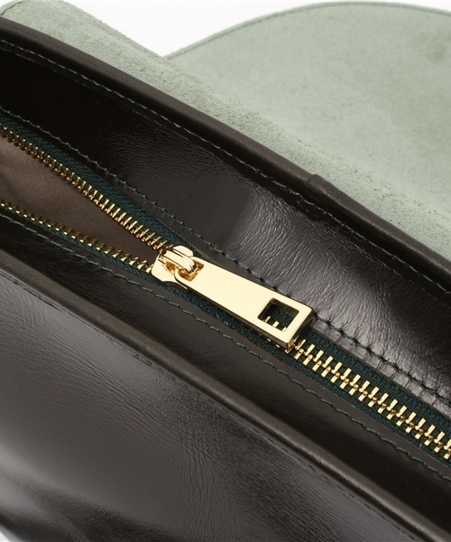 LOUNGEDRESS（ラウンジドレス）の「ラウンドレザーポッシェバッグ（ショルダーバッグ・レディース・グリーン/キャメル/アイボリー/ベージュ・ﾌﾘ-）」の11枚目の写真