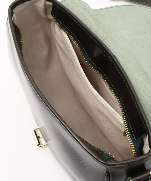 LOUNGEDRESS（ラウンジドレス）の「ラウンドレザーポッシェバッグ（ショルダーバッグ・レディース・グリーン/キャメル/アイボリー/ベージュ・ﾌﾘ-）」の12枚目の写真