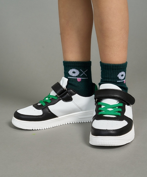 b・ROOM（ビールーム）の「【通園通学】【超軽量】面テープスニーカー（スニーカー・キッズ・カラフル/ブラック/オフホワイト・S/M/LL/SS/L）」の3枚目の写真