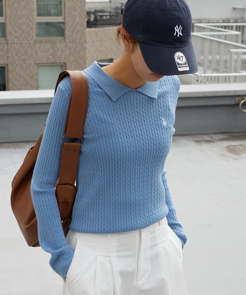U.S. POLO ASSN.(ユーエスポロアッスン)の「U.S. POLO ASSN./ユーエスポロアッスン ロゴ刺繍 ドロップショルダー ステンカラーケーブルニット 秋 秋服 2026年秋冬 冬服(ニット/セーター・レディース・サックスブルー/イエロー/アイボリー/ブラック・M/L)」の4枚目の写真