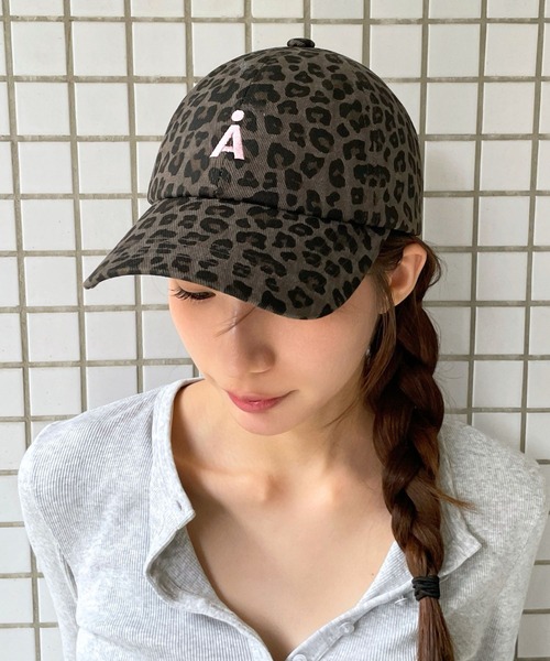 ALAND(エーランド)の「【UNISEX】ALAND/Aロゴアソート柄CAP(キャップ・レディース・ホワイト/ネイビー/チャコールグレー/ベージュ・ONE SIZE)」の3枚目の写真