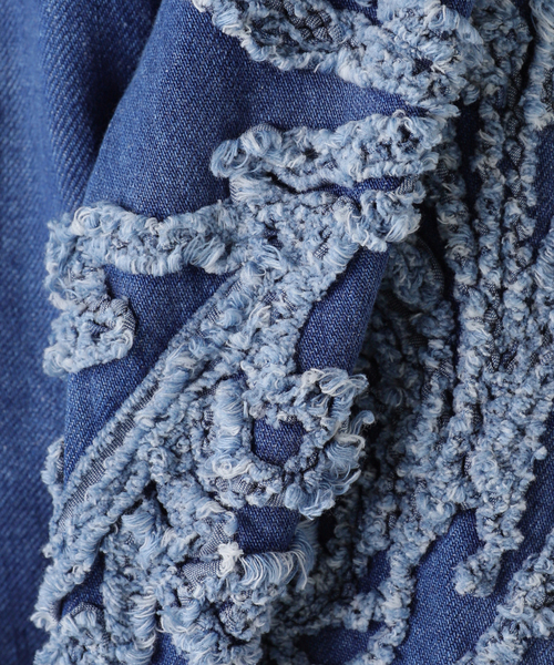 TAAKK(ターク)の「TAAKK SCULPTURAL EMBROIDERY DENIMBLOUSON TA26SS-BL030:デニムブルゾン(デニムジャケット・レディース・ブルー・LARGE)」の17枚目の写真