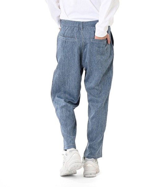 NEW BALANCE（ニューバランス）の「デニムライクベイカーパンツ（デニムパンツ・メンズ・ライトブルー・X-SMALL/SMALL/MEDIUM/LARGE/X-LARGE/XX-LARGE）」の3枚目の写真
