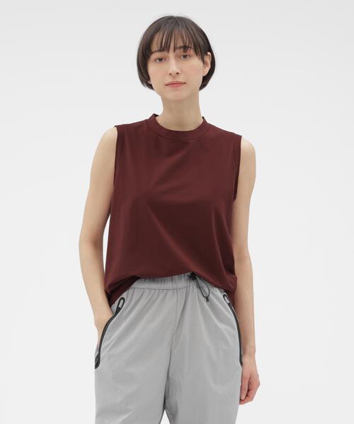 MARGARET HOWELL(マーガレットハウエル)の「HIGHDENCE PIQUE JERSEY(Tシャツ/カットソー・レディース・ブラック/ホワイト/レッド・2)」の13枚目の写真