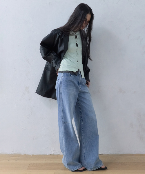 LETOILE（レトワール）の「ワイドデニムパンツ_ウォッシュドブルー（デニムパンツ・レディース・ブルー・SMALL/MEDIUM）」の4枚目の写真