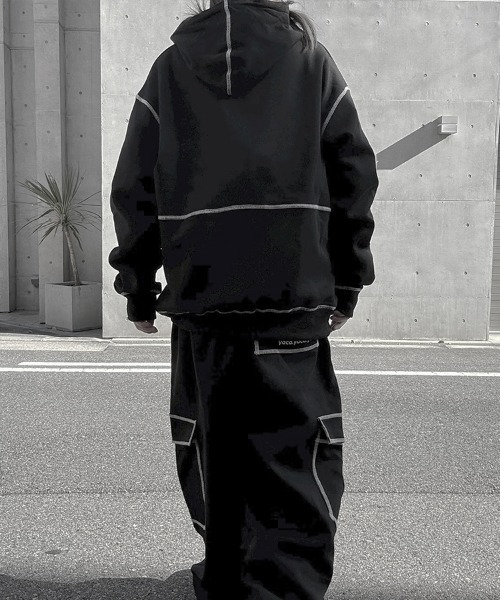 YACA(ヤーカ)の「Out Stitch Sweat Cargo PT/アウトステッチカーゴパンツ【unisex item】(スウェットパンツ・レディース・アッシュグレー/ブラック・FREE)」の4枚目の写真