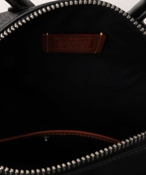COACH(コーチ)の「コンパス バッグ 25(ショルダーバッグ・メンズ・ブラック系その他・ONE)」の2枚目の写真