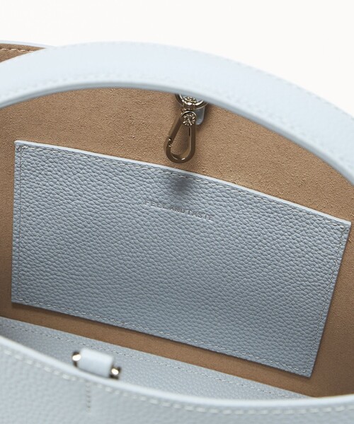 FEEL AND TASTE（フィールアンドテイスト）の「＜FEEL AND TASTE＞BOAT ミニ ショルダーバッグ（ショルダーバッグ・レディース・ブラック/ライトブルー・FREE）」の4枚目の写真