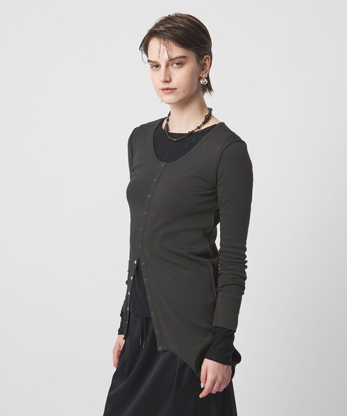 ASTRAET(アストラット)の「<ASTRAET>3WAY フロントボタン ロングスリーブカットソー(Tシャツ/カットソー・レディース・ホワイト/ナチュラル/ダークグレー・FREE)」の3枚目の写真