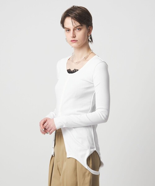 ASTRAET(アストラット)の「<ASTRAET>3WAY フロントボタン ロングスリーブカットソー(Tシャツ/カットソー・レディース・ホワイト/ナチュラル/ダークグレー・FREE)」の6枚目の写真