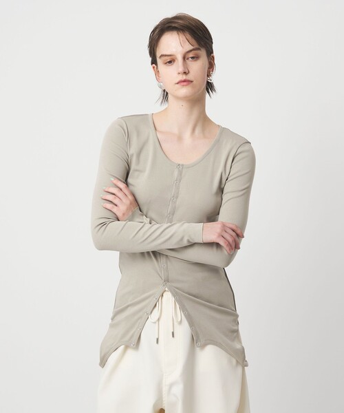 ASTRAET(アストラット)の「<ASTRAET>3WAY フロントボタン ロングスリーブカットソー(Tシャツ/カットソー・レディース・ホワイト/ナチュラル/ダークグレー・FREE)」の13枚目の写真
