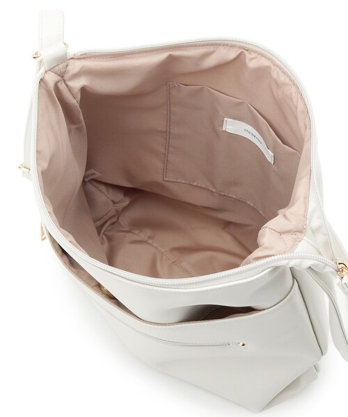 ITS'DEMO（イッツデモ）の「合皮縦型ショルダー（ショルダーバッグ・レディース・ナチュラル/ブラック/アイボリー・00）」の16枚目の写真