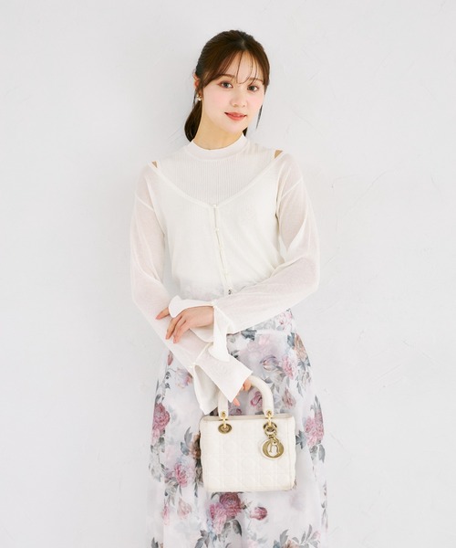 tocco closet（トッコ　クローゼット）の「リブニットトップス×刺繍入りパール釦シアーニットカーディガンアンサンブル（ニット/セーター・レディース・オフホワイト/ピンクベージュ/ネイビー・M）」の5枚目の写真