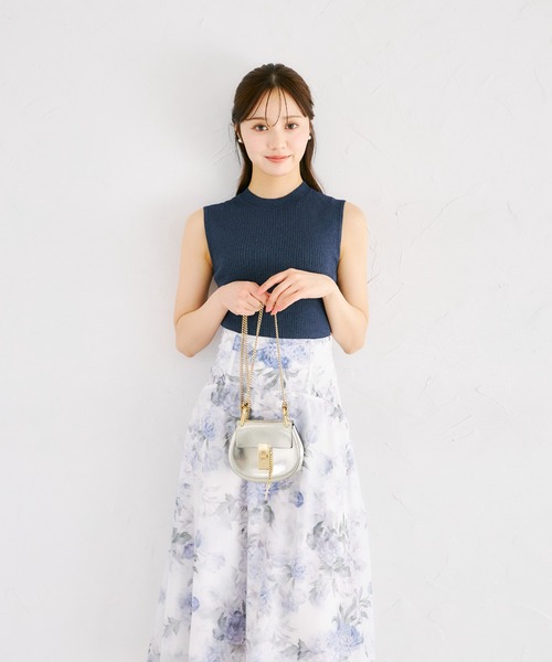 tocco closet（トッコ　クローゼット）の「リブニットトップス×刺繍入りパール釦シアーニットカーディガンアンサンブル（ニット/セーター・レディース・オフホワイト/ピンクベージュ/ネイビー・M）」の19枚目の写真