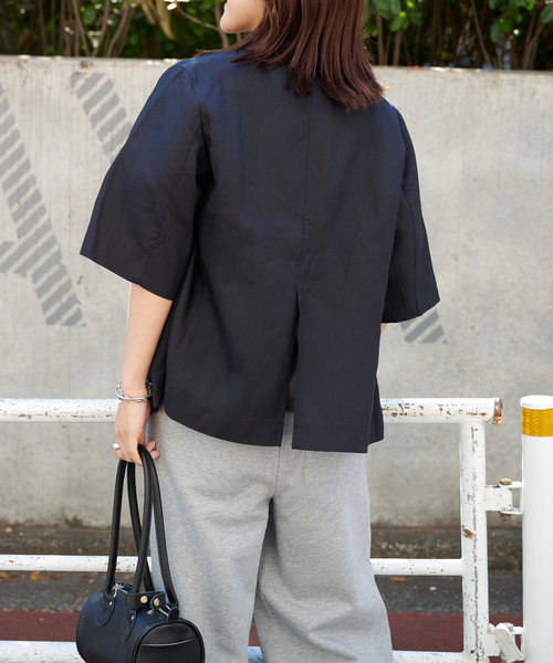 OUTDOOR PRODUCTS（アウトドアプロダクツ）の「リヨセルタイプライターハーフスリーブジャケット（その他アウター・レディース・ブラック/ベージュ・FREE）」の7枚目の写真