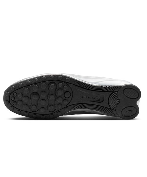 NIKE(ナイキ)の「NIKE WMNS SHOX Z / ナイキ ウィメンズ ショックス Z 【SP】(スニーカー・レディース・シルバー・23.5cm/24.0cm/24.5cm/25.0cm/26.0cm/26.5cm/27.0cm/27.5cm/28.0cm/28.5cm/29.0cm/23.0cm)」の8枚目の写真