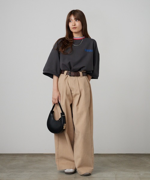 Russell Athletic（ラッセルアスレティック）の「RUSSELL ATHLETIC / ラッセルアスレティック Campus Swaeat T ラインデザインロゴ刺繍 ヘビーオンス 半袖Tシャツ 2026年春夏（Tシャツ/カットソー・メンズ・ホワイト/チャコールグレー/ネイビー/ヘザーグレー・M/L/XL）」の16枚目の写真