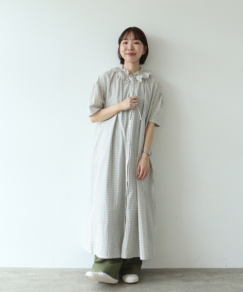 PAR ICI(パーリッシィ)の「【WEB限定】チェック/ストライプ ギャザーリボンワンピース(ワンピース・レディース・ブルー/オフホワイト/ブラック・FREE)」の2枚目の写真