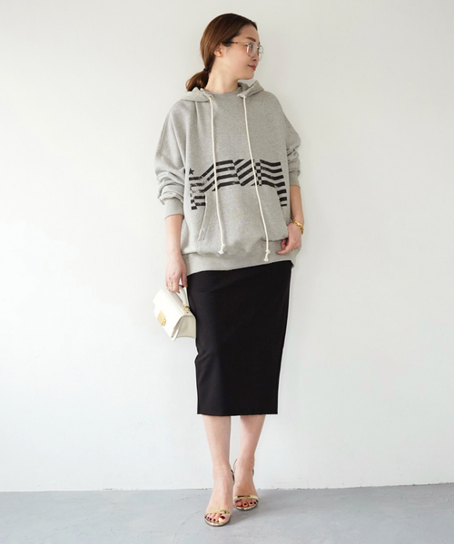 GOLDEN GOOSE(ゴールデングース)の「*【GOLDEN GOOSE / ゴールデングース】 COTTON HEAVY HOODIE(パーカー・レディース・チャコールグレー・FREE)」の7枚目の写真