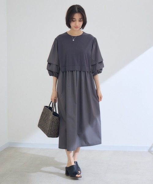 KATHARINE ROSS（キャサリンロス）の「【KATHARINE ROSS】カットタフタ袖タックワンピース（ワンピース・レディース・キャメル/チャコールグレー・FREE）」の2枚目の写真