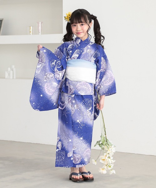kimonomachi(キモノマチ)の「ガールズ浴衣 子供浴衣2点セット (綿浴衣+しわ兵児帯) 貝殻 金魚 星柄 花柄 フラワー 120cm/130cm/140cm/150cm キッズ浴衣 ジュニア浴衣 女の子 子供浴衣2点セット 低身長浴衣(浴衣・キッズ・ライトグリーン/ダークネイビー/カリビアンブルー/ラベンダー/ブラック×レッド/ブルーグレー/スカイブルー/ブルーグリーン・120cm/130cm/140cm/150cm)」の15枚目の写真