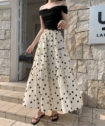 LUCPY（ラクピー）の「ドット柄ティアードフレアロングスカート（スカート）」