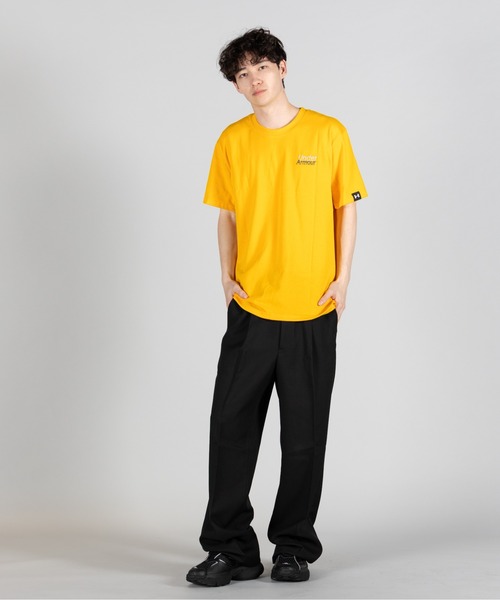 UNDER ARMOUR（アンダーアーマー）の「UAヘビーウエイト グラフィック ショートスリーブ Tシャツ（ライフスタイル/メンズ）（Tシャツ/カットソー・メンズ・イエロー系・M/L/XL/S/2XL）」の12枚目の写真
