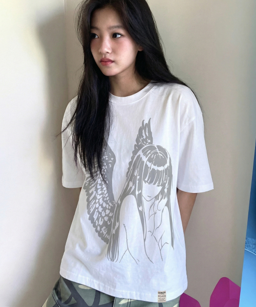 GRAVER（グレーバー）の「[ユニセックス]HALO 半袖Tシャツ_4色（Tシャツ/カットソー・レディース・ホワイト/チャコールグレー/ブラック/サンドベージュ・SMALL/MEDIUM/LARGE）」の5枚目の写真