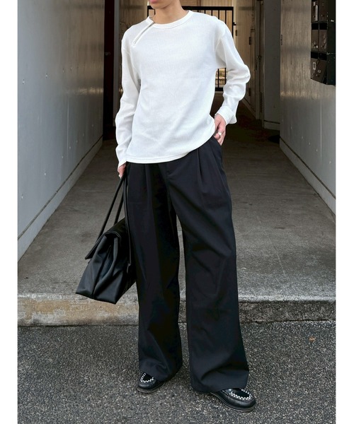 Chikashitsu +(チカシツプラス)の「【Chikashitsu +】2 tuck straight slacks / 【チカシツプラス】2タックストレートスラックス(スラックス・メンズ・ブラック・L/M/S)」の2枚目の写真