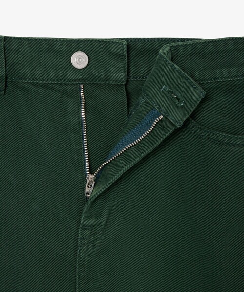 LACOSTE(ラコステ)の「5ポケットストレートカラーデニムパンツ(デニムパンツ・メンズ・グリーン・33/32/30/31)」の6枚目の写真