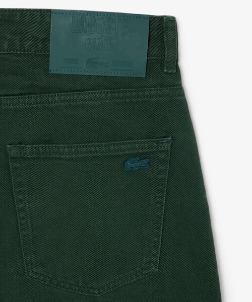 LACOSTE(ラコステ)の「5ポケットストレートカラーデニムパンツ(デニムパンツ・メンズ・グリーン・33/32/30/31)」の7枚目の写真