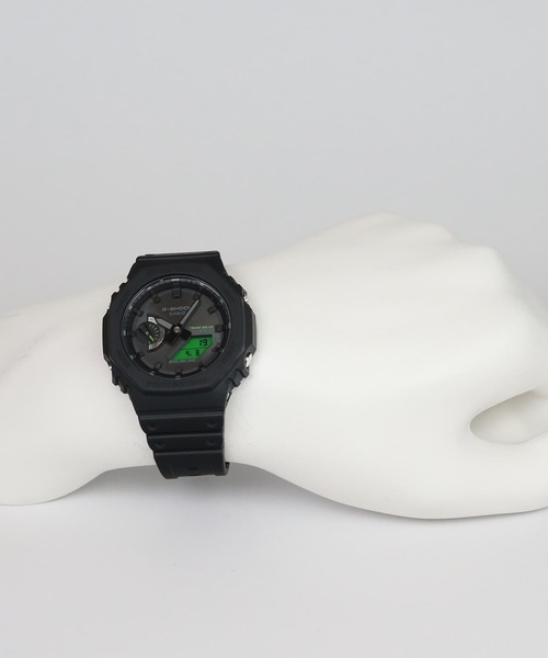 G-SHOCK（ジーショック）の「BLACK AND ELECTRO GREEN / GA-B2100BEG-1AJF（アナログ腕時計・メンズ・ブラック×グリーン・FREE）」の6枚目の写真