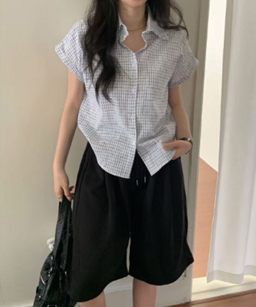SallyLunn(サリーラン)の「ゆるシルエットグラフチェック半袖シャツ(シャツ/ブラウス・レディース・ブルー/ホワイト/アイボリー/ピンク・LARGE/MEDIUM)」の5枚目の写真