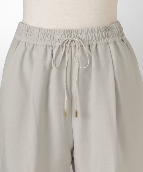 HUIT bouquet(ユイット)の「ドロスト テーパード パンツ HUIT(スラックス・レディース・ライトグレー/ネイビー/ピンク・M/S)」の15枚目の写真
