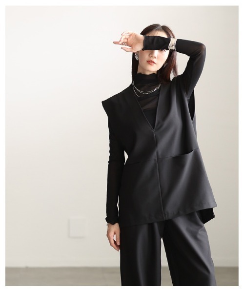 Sawa a la mode(サワアラモード)の「Vネックプルオーバーベスト(ベスト・レディース・ブラック・FREE)」の21枚目の写真