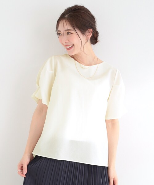 SHOO・LA・RUE(シューラルー)の「【洗濯後しわになりにくい/UV/S-LL】二の腕が隠れる 吸水速乾お袖タックブラウス(シャツ/ブラウス・レディース・ネイビー系2/オフホワイト/ネイビー・04/03/02/01)」の12枚目の写真