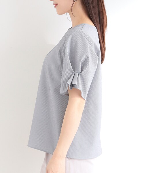 SHOO・LA・RUE(シューラルー)の「【洗濯後しわになりにくい/UV/S-LL】二の腕が隠れる 吸水速乾お袖タックブラウス(シャツ/ブラウス・レディース・ネイビー系2/オフホワイト/ネイビー・04/03/02/01)」の17枚目の写真