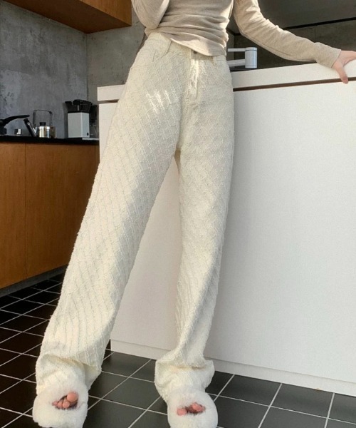 ampm(エーエムピーエム)の「ジャガードチェックイージーワイドパンツ(その他パンツ・レディース・ホワイト・L/M)」の4枚目の写真