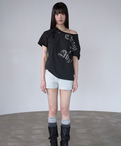 PRENDA(プレンダ)の「RIBBON TIE EYELET STRIPED TEE BLACK(Tシャツ/カットソー・レディース・その他・F)」の2枚目の写真
