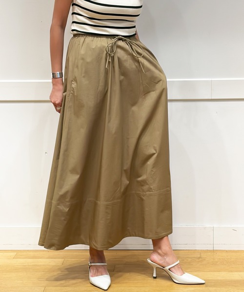 BANANA REPUBLIC FACTORY STORE（バナナリパブリック ファクトリーストア）の「BANANA REPUBLIC FACTORY STORE　　日本限定 ドローストリング Ａライン マキシスカート（スカート・レディース・ベージュ/ブラック・M/XS/L/S）」の5枚目の写真