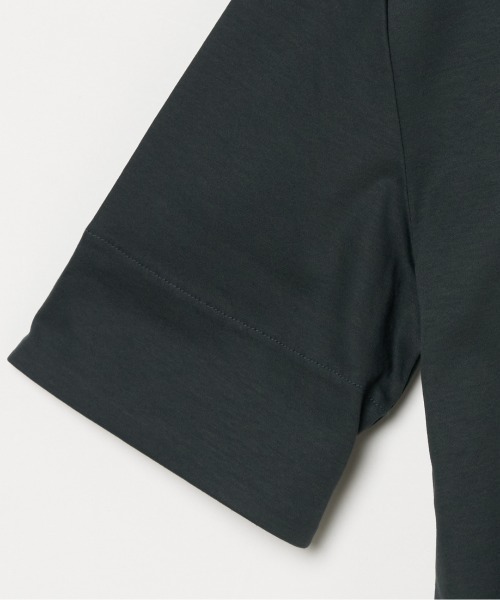 HELIOPOLE(エリオポール)の「COTTON CONTRAST CUFF TEE(Tシャツ/カットソー・レディース・ダークグリーン/ライトグレー・38)」の10枚目の写真