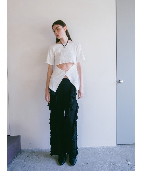 sahara(サハラ)の「2way Half Sleeve Top|2way半袖カットソー(Tシャツ/カットソー・レディース・アイボリー/ブラック/ライトグリーン・FREE)」の5枚目の写真