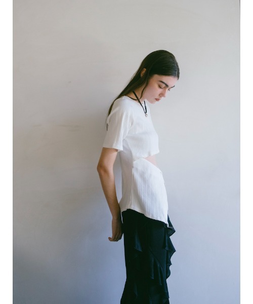 sahara(サハラ)の「2way Half Sleeve Top|2way半袖カットソー(Tシャツ/カットソー・レディース・アイボリー/ブラック/ライトグリーン・FREE)」の10枚目の写真