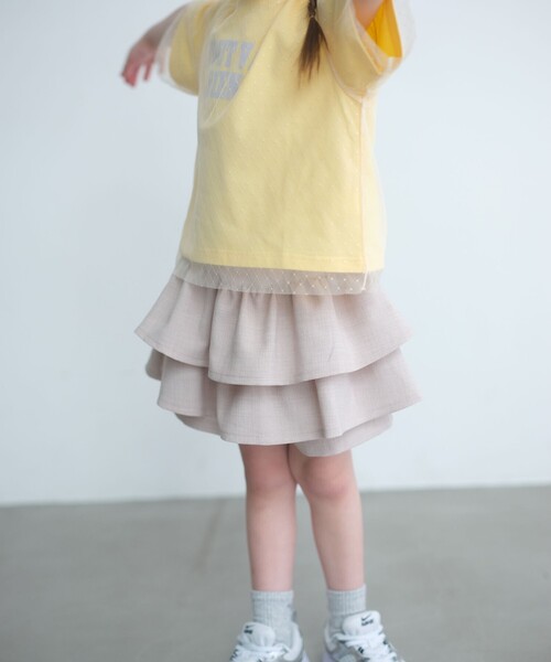green label relaxing(グリーンレーベルリラクシング)の「リネンライク フリル キュロット / キッズ 100cm-130cm(デニムパンツ・キッズ・ベージュ/コバルトブルー・110cm/120cm/100cm/130cm)」の1枚目の写真