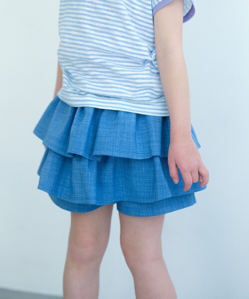 green label relaxing(グリーンレーベルリラクシング)の「リネンライク フリル キュロット / キッズ 100cm-130cm(デニムパンツ・キッズ・ベージュ/コバルトブルー・110cm/120cm/100cm/130cm)」の2枚目の写真