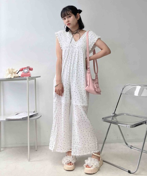 AS KNOW AS plus（アズノゥアズプラス）の「〇シャーリングサロペット（サロペット/オーバーオール・レディース・ブラック系その他/ブラック/ホワイト系その他・FREE）」の12枚目の写真