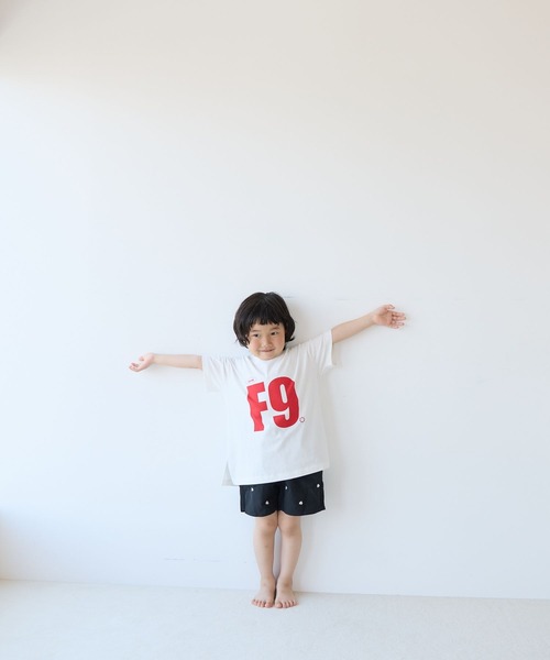 LOWRYS FARM(ローリーズファーム)の「PCショートTEE 683685(Tシャツ/カットソー・キッズ・オフホワイト/ブラック/グレー・110cm/150cm/140cm/130cm/120cm)」の4枚目の写真