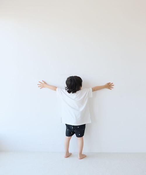LOWRYS FARM(ローリーズファーム)の「PCショートTEE 683685(Tシャツ/カットソー・キッズ・オフホワイト/ブラック/グレー・110cm/150cm/140cm/130cm/120cm)」の5枚目の写真