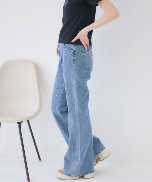 ems excite(エムズエキサイト)の「【2サイズ展開】アソートフレアデニムパンツ(その他パンツ・レディース・ブルー系その他5/ブラック/ブルー・SMALL/MEDIUM)」の12枚目の写真