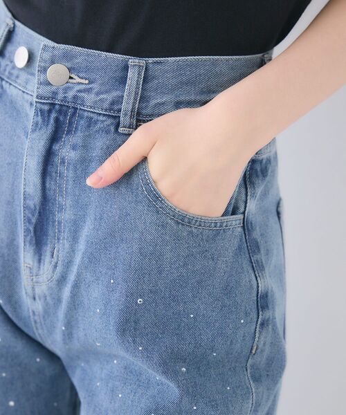 ems excite(エムズエキサイト)の「【2サイズ展開】アソートフレアデニムパンツ(デニムパンツ・レディース・ブルー系その他5/ブラック/ブルー・SMALL/MEDIUM)」の9枚目の写真